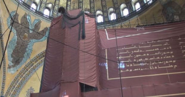 Ayasofya İskelelerden Kurtuluyor!