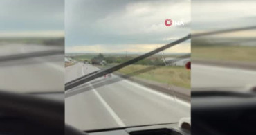 Ayaş’ta sağanak yağış nedeniyle tır devrildi: 1 yaralı