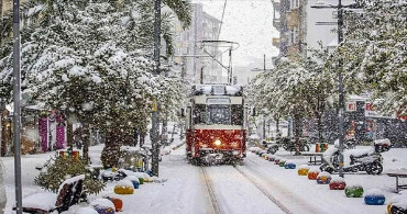 Aybar kar fırtınası başladı mı, hangi illerde, ne kadar sürecek? Aybar kar fırtınası etkileri başladı