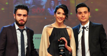 Aybüke Pusat ‘Yılın En Beğenilen Kadın Oyuncusu’ Seçildi