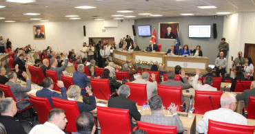 Aydın Büyükşehir Belediye Meclisi'nde Kadınlar Yine Öne Çıktı