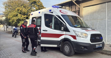 Aydın'da Çatıda Düşen Kadın Hastaneye Kaldırıldı