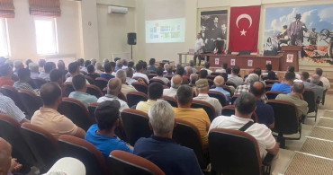Aydın'da çiftçilere bitki koruma eğitimi verildi