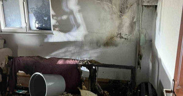 Aydın'da Ev Yangını: İki Kişi Hastaneye Kaldırıldı