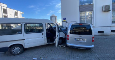 Aydın'da Minibüs ve Motosiklet Çarpıştı