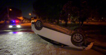 Aydın'da otomobil kontrolden çıkarak ters döndü