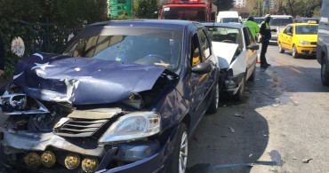 Aydın'da Zincirleme Trafik Kazası: 4 Yaralı