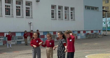 Aydıntepe'de Öğrenciler Oyunla Yardımlaşmayı Öğreniyor