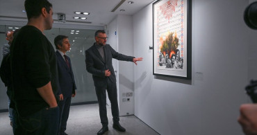 Aygeç'in 'Sürgündeki Zeytin Ağacına Posterler' Sergisi Londra'da Açıldı