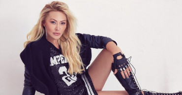 Aylin Coşkun'a 14 Yıllık Sevgilisinden Evlilik Teklifi 