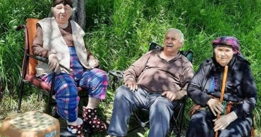 Aynı Aileden 3 Kişi 1 Haftada Koronavirüsten Hayatını Kaybetti