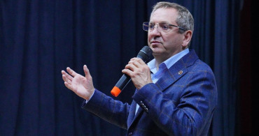 Ayvalık Belediyesi'nden Çevre Dostu Proje: 1. Sınıf Atık Getirme Merkezi