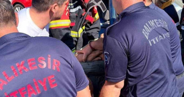 Ayvalık'ta otomobilin kontrolden çıkması sonucu 6 kişi yaralandı