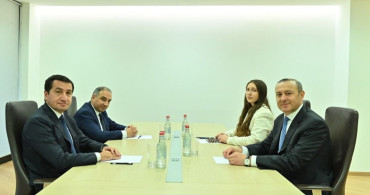 Azerbaycan Cumhurbaşkanı Yardımcısı Hacıyev, Ermenistan Güvenlik Konseyi Sekreteri Grigoryan ile görüştü