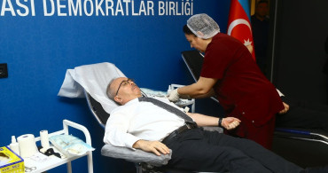 Azerbaycan'da 20 Ocak Katliamı Anısına Kan Bağışı Kampanyası