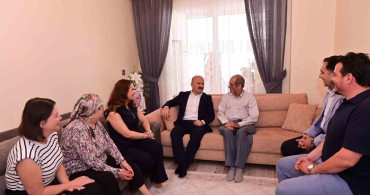 Babalar Günü’nde huzurevi sakinleri ve şehit babası unutulmadı