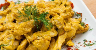 Bademli Köri Soslu Hindi Nasıl Yapılır? Bademli Köri Soslu Hindi Tarifi