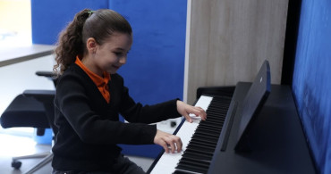 Bağcılar'da 9. Bilgi Evi Hizmete Açıldı