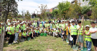 Bağcılar'da Çocuklardan Sıfır Atık Gösterisi