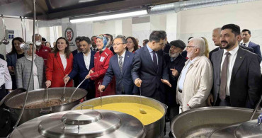 Bağcılar'da Günlük 5 Bin Kişiye Yemek Hizmeti