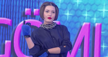 Bahar Candan'ın yorumcusu olduğu programda konuk Başak Çokan epilepsi krizi geçirdi! Ünlü gazeteci apar topar hastaneye kaldırıldı