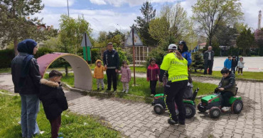 Bahçelievler Anaokulu'nda Trafik Bilinci Eğitimi Yapıldı
