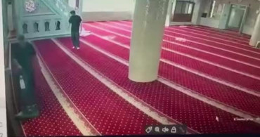 Bahçelievler'de Camiyi Temizleyen Görevliye Yumruklu Saldırı