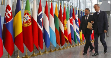 Bakan Akar, NATO Karargahında!