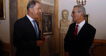 Bakan Akar ve Genelkurmay Başkanı Güler Malta'da