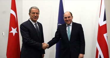 Bakan Akar'dan İngiltere Ziyaretine İlişkin Açıklama