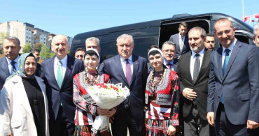 Bakan Bak, Yüzme Bilmeyen Kalmasın Projesinin Başarılarını Açıkladı