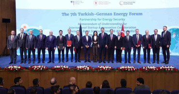 Bakan Bayraktar: "Enerji güvenliğinde kritik minerallere de ihtiyaç var"