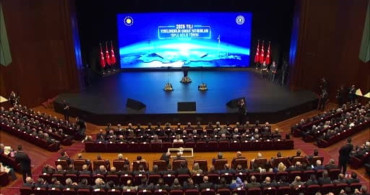 Bakan Bayraktar'dan 30 Milyar Dolarlık Elektrik İletim Yatırımı Açıklaması