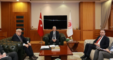 Bakan Bolat, Rus Büyükelçi Verşinin ile Ticaret Gündemini Masaya Yatırdı