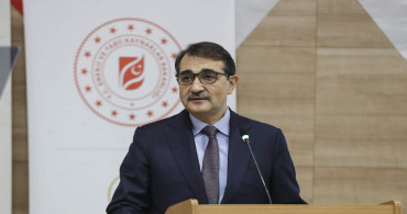 Bakan Dönmez açıkladı: 1056 yataklı gemi depremzedelere hizmet verecek