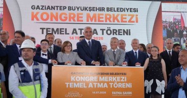 Bakan Ersoy: Gaziantep'teki yeni kültür merkezi ticaret ve sanatı güçlendirecek