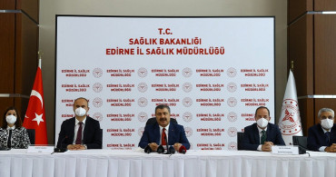 Bakan Fahrettin Koca, 18 Yaş Üstünün Ne Zaman Aşı Olacağını Açıkladı