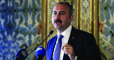 Bakan Gül, 'Gülen Mısır'a Kaçacak' İddiasına Cevap Verdi