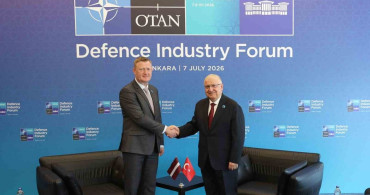 Bakan Güler, Letonya ve Kanada savunma bakanlarıyla bir araya geldi