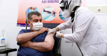 Bakan Koca Kovid-19 Aşısı Olduktan Sonra Kitlesel Aşılama Müjdesini Verdi!