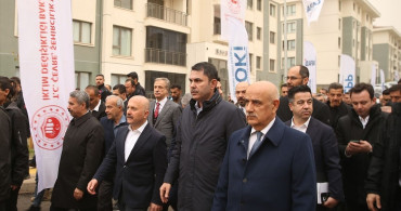 Bakan Kurum, Adıyaman'da Deprem Bölgesindeki Çalışmaları Değerlendirdi