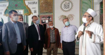 Bakan Murat Kurum Kütahya'daki Tarihi Ulu Camii'nde