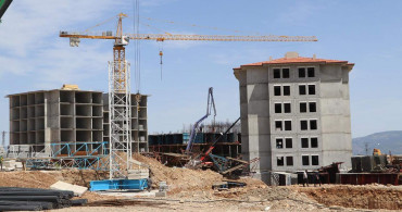 Bakan Özhaseki son durumu paylaştı: Deprem konutlarında sona gelindi