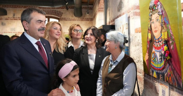Bakan Tekin, 'Evliya Çelebi'nin İzinde' Sergisini ve 3. Rami Bilim Şenliği'ni Ziyaret Etti