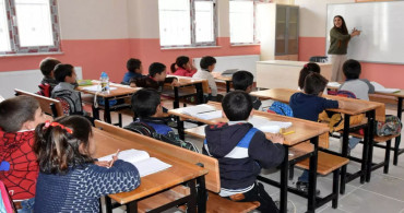 Bakan Tekin’den yeni müfredat açıklaması: ‘Soru hazırlama havuzunun yarısı öğretmenlerimizden seçilecek’