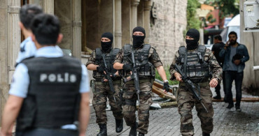 Bakan Yerlikaya açıkladı: Kırmızı bültenle aranan Beratcan Gökdemir örgütü çökertildi