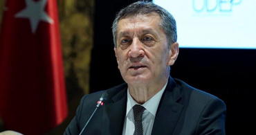 Bakan Ziya Selçuk Basın Mensuplarıyla Bir Araya Geldi