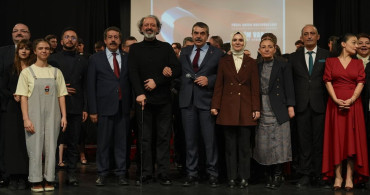 Bakanlar Tekin ve Göktaş Erzurum'daki Sanat Etkinliğinde Bir Araya Geldi