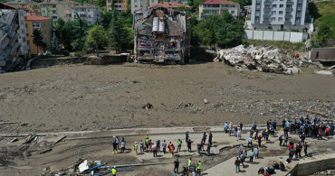 Bakanlık Açıkladı! Sel Felaketlerinin Yaşandığı Bölgelerde Kamu Alacakları Ertelendi