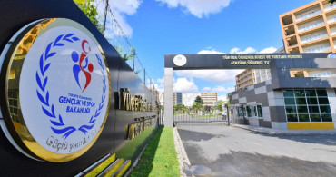 Bakanlık öğrencilerin merak ettiklerini duyurdu: Herhangi bir ücret ödemeyecekler
